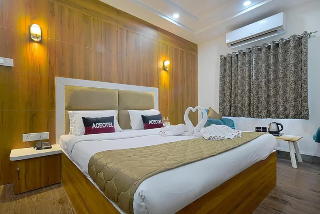 Индаур: FabHotel 7th Cloud AB Road