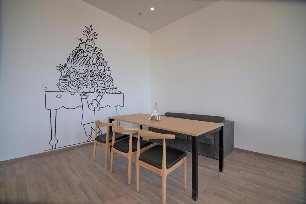Гуруграм: OYO Townhouse 136 Sector 46 Vikas Marg