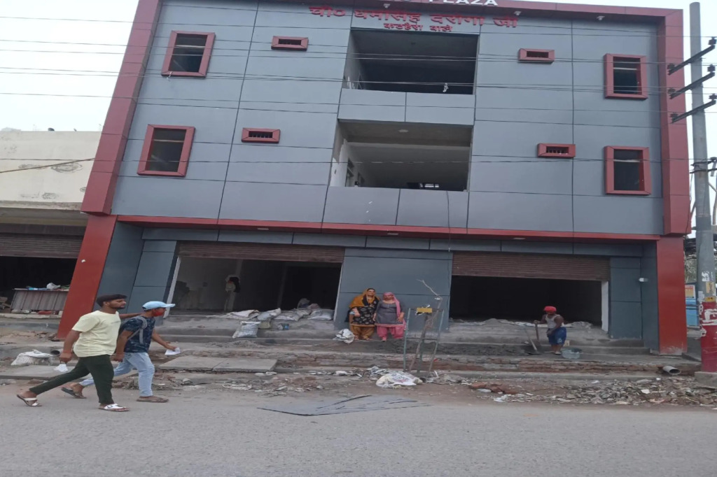 Большая Нойда: OYO Umang Plaza