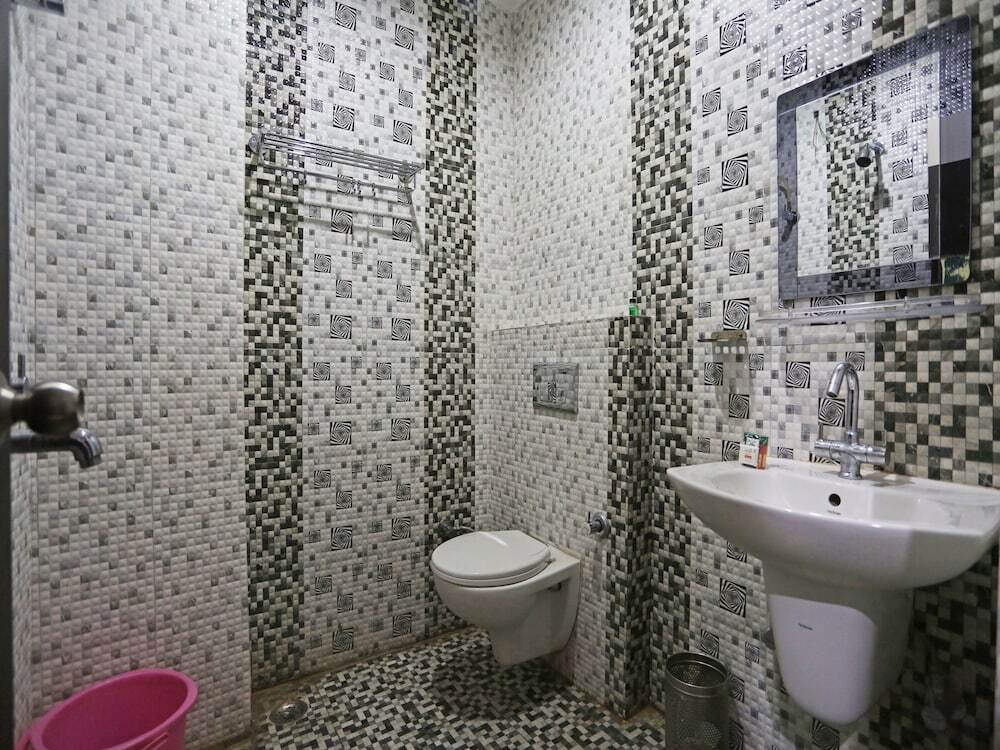 Наинитал: sheetal hotel