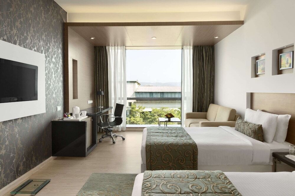 Нави-Мумбай: Ramada Navi Mumbai