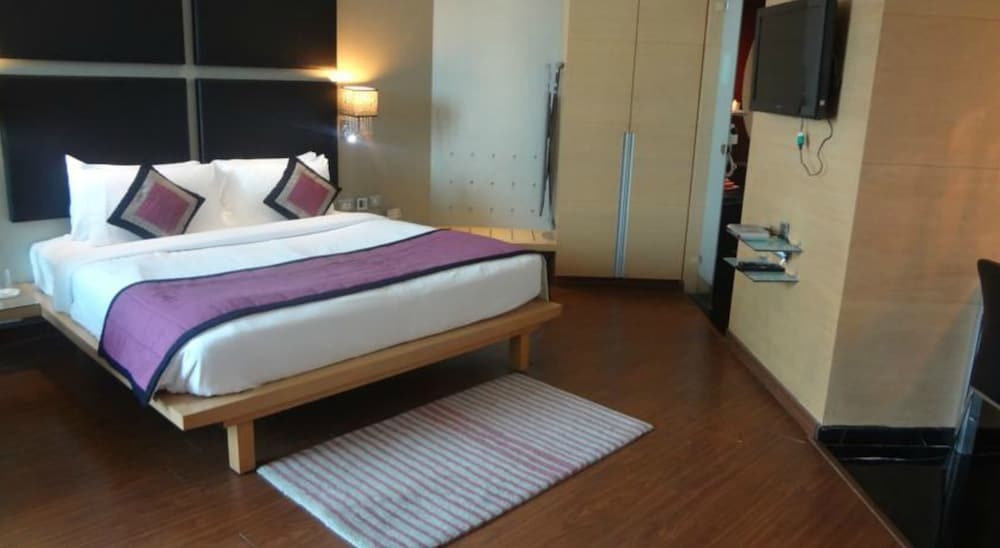 Нави-Мумбай: Ramada Navi Mumbai