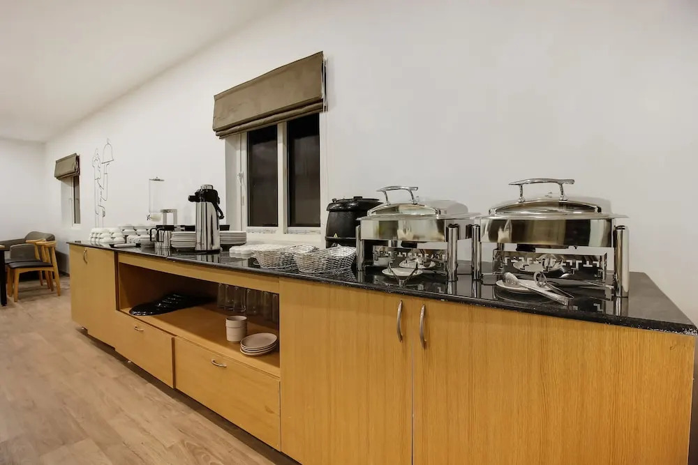 Секундерабад: Super OYO Townhouse 600 Gangothri