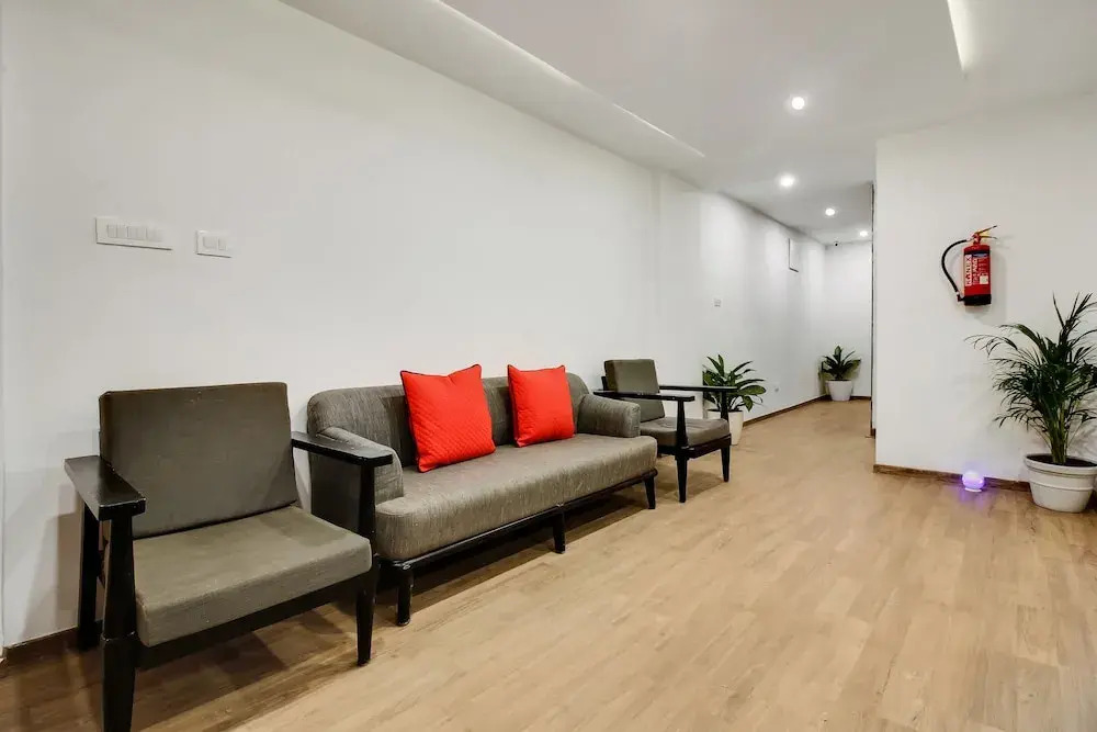 Секундерабад: Super OYO Townhouse 600 Gangothri