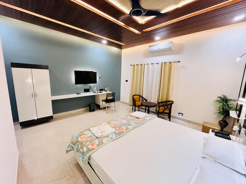 Сарнатх: Hotel Buddha Park Near Sarnath