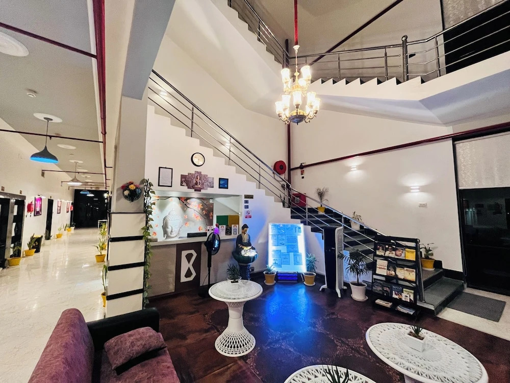 Сарнатх: Hotel Buddha Park Near Sarnath