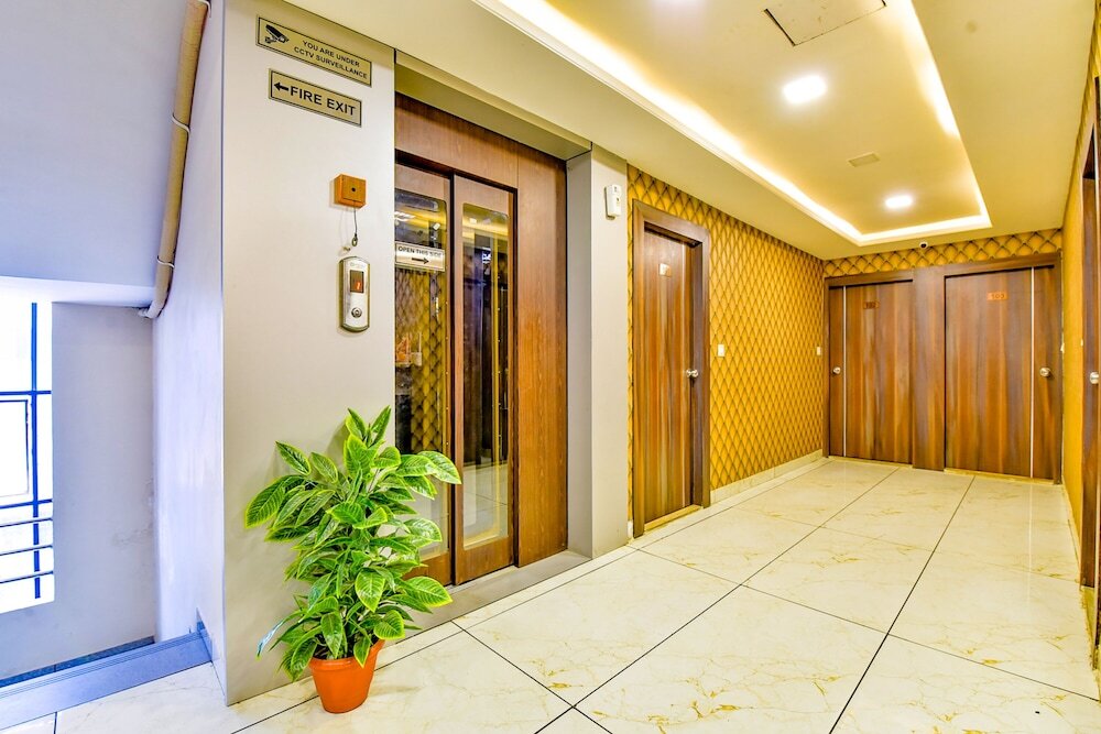 Вадодара: Raj Palace I by FabHotel