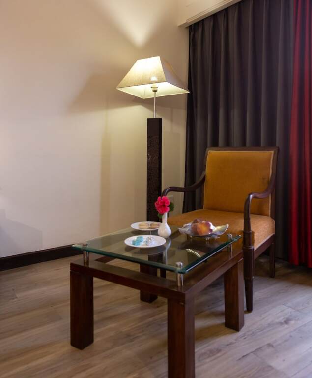 Прем-Нагар: V One Hotel - The Competent Palace