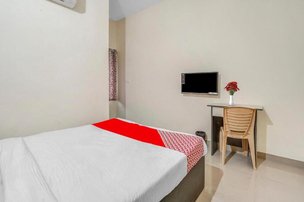 Бангалор: OYO Flagship 703044 Gn Nelli Rooms