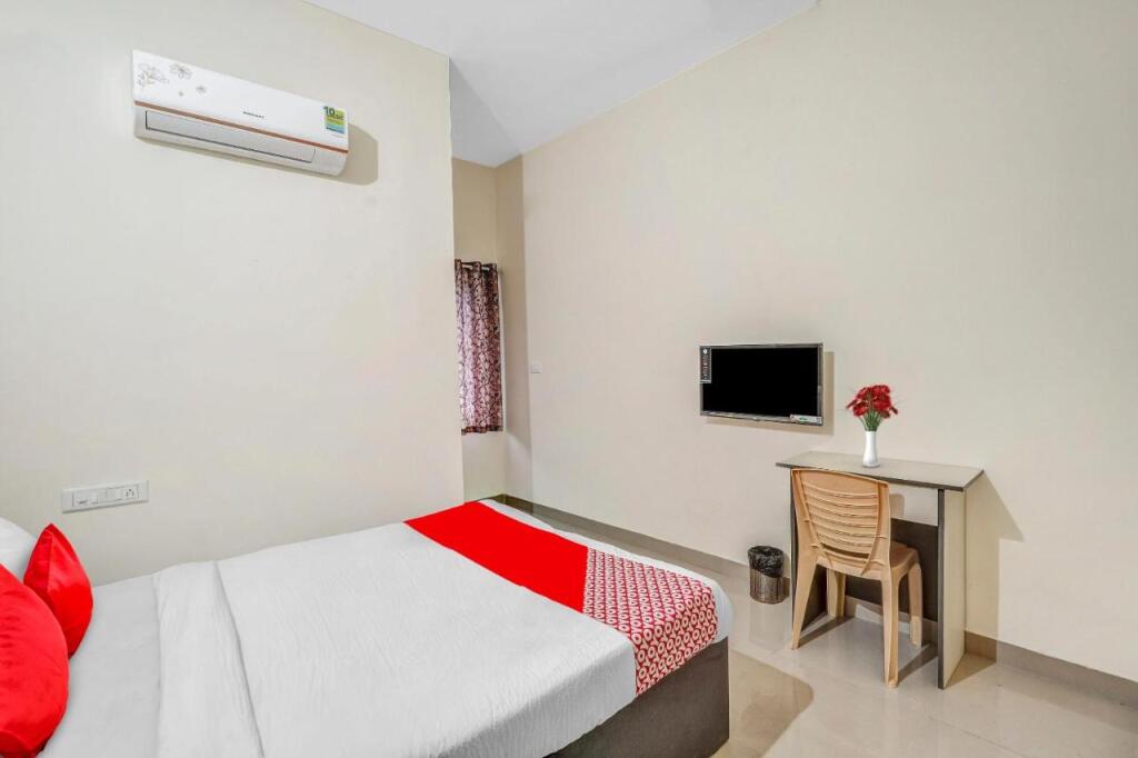 Бангалор: OYO Flagship 703044 Gn Nelli Rooms