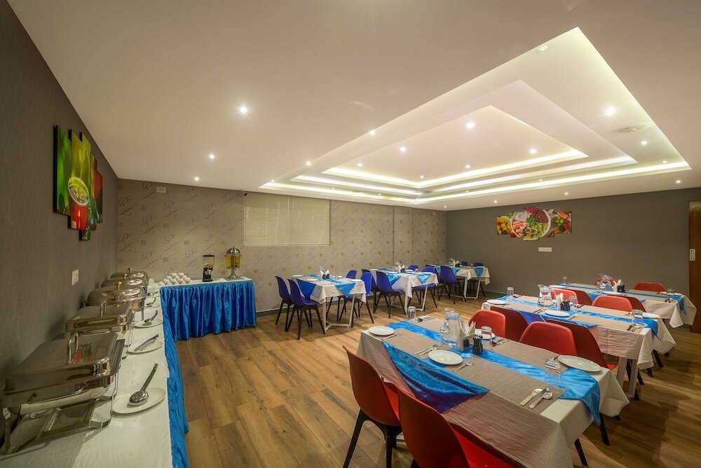 Бангалор: Royal Ace Boutique Hotel