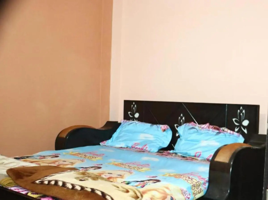 Джвалапур: POP 703900 Holiday Inn - Stay Home