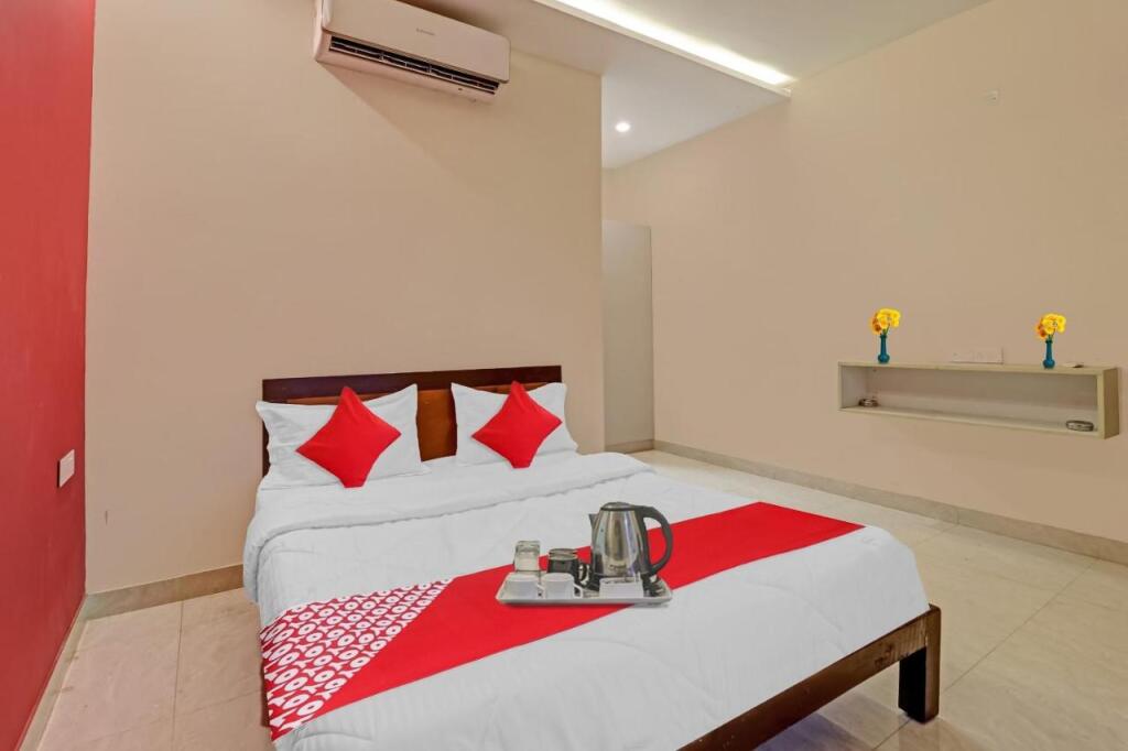Бангалор: OYO Flagship 701156 G M Boarding And Lodging
