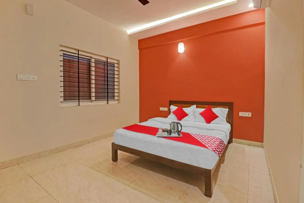 OYO Flagship 701156 G M Boarding And Lodging — фото 4