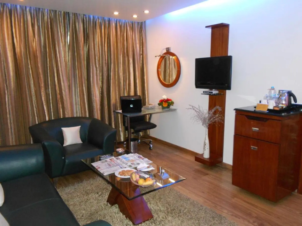 Бангалор: The Citrine Hotel - Seshadripuram