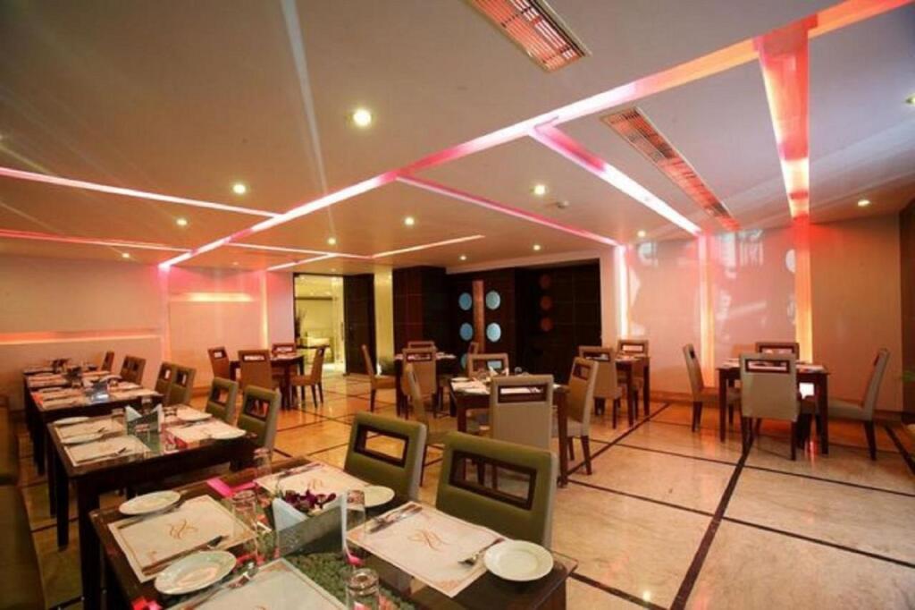 Бангалор: The Citrine Hotel - Seshadripuram