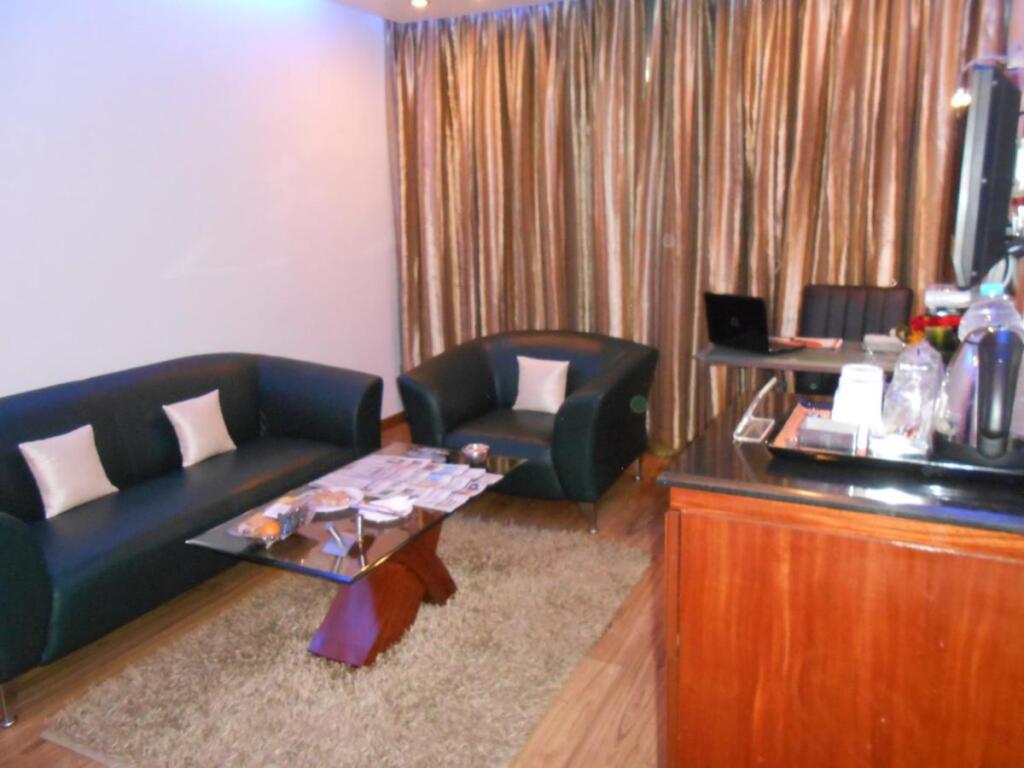 Бангалор: The Citrine Hotel - Seshadripuram