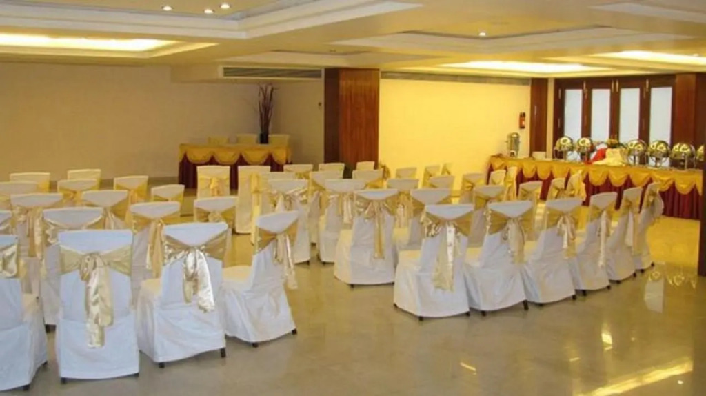 Бангалор: The Citrine Hotel - Seshadripuram