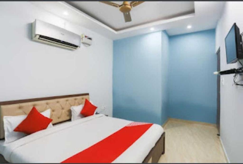 Фаридабад: OYO Green Guest House