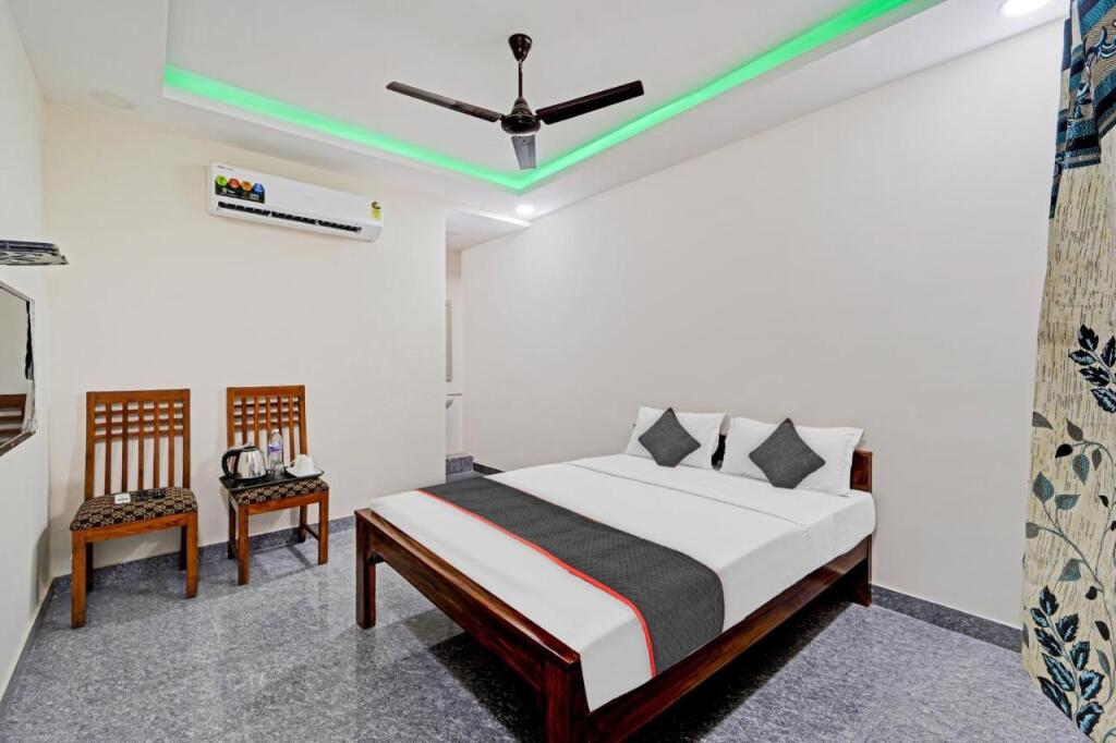 Ченнаи: Townhouse 1096 Hotel Redfox Nungambakkam