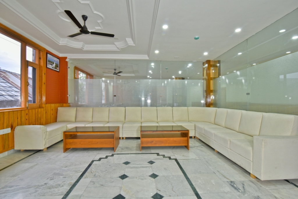 Дармсала: Hotel Pine View - Hotel In Dharamshala