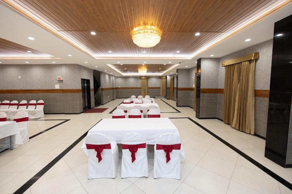 Бангалор: Poornima Regency