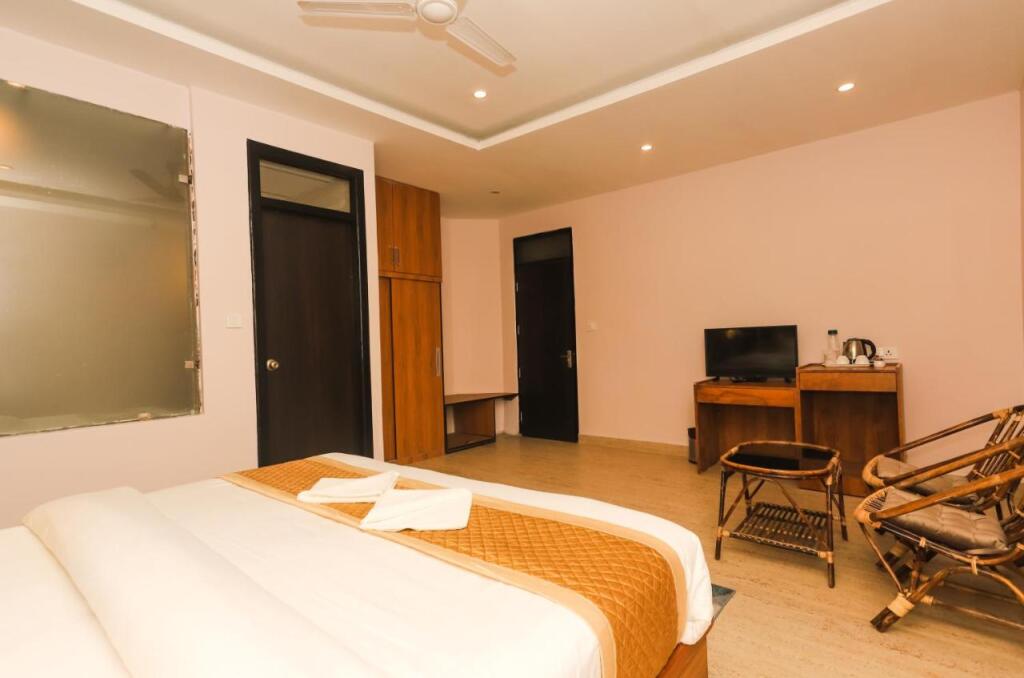 Дармсала: Hotel Buddha's Abode- Best Hotel in McleodGanj Main Market