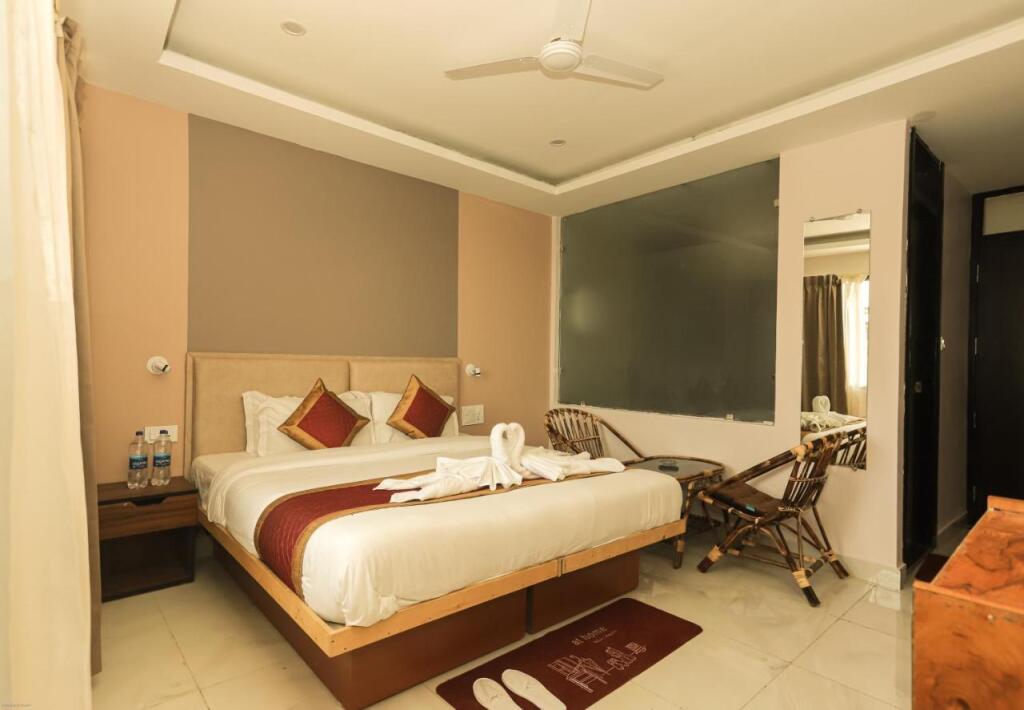 Дармсала: Hotel Buddha's Abode- Best Hotel in McleodGanj Main Market