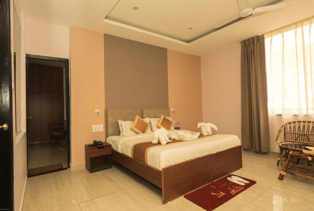 Дармсала: Hotel Buddha's Abode- Best Hotel in McleodGanj Main Market