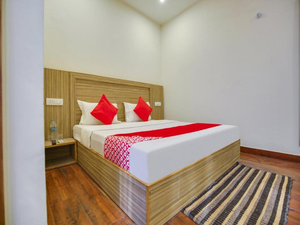 Мохали: OYO Flagship 804784 Hotel City Park