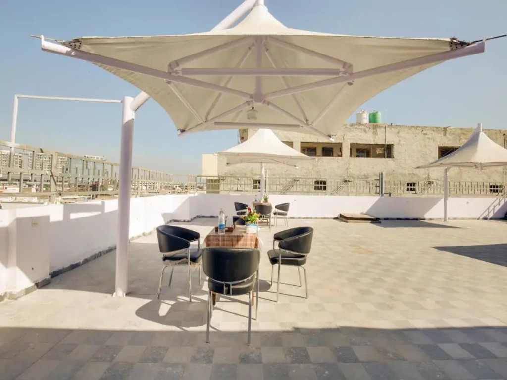 Мохали: OYO Flagship 807768 Hotel The King