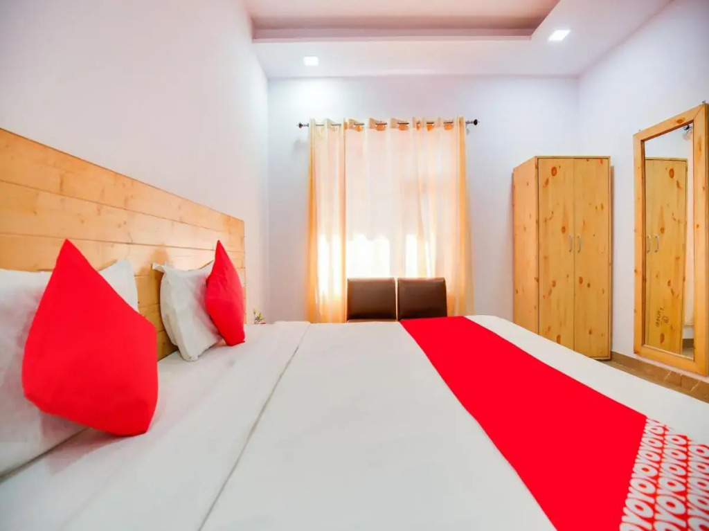 Мохали: OYO Flagship 807768 Hotel The King