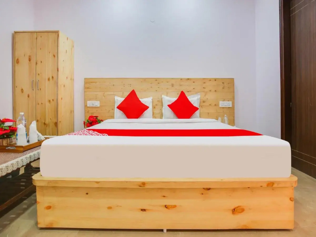 Мохали: OYO Flagship 807768 Hotel The King
