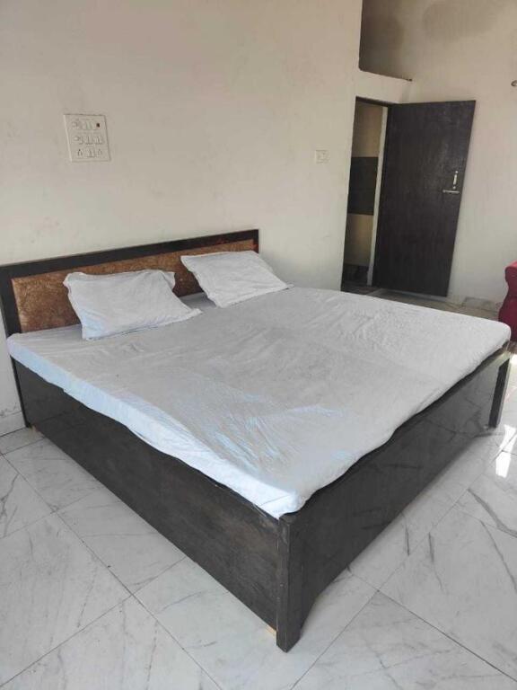 Garhmukteshwar: OYO 701369 Vrinda Inn