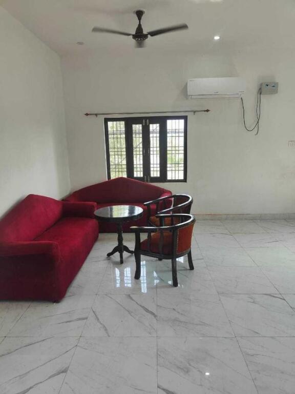 Garhmukteshwar: OYO 701369 Vrinda Inn