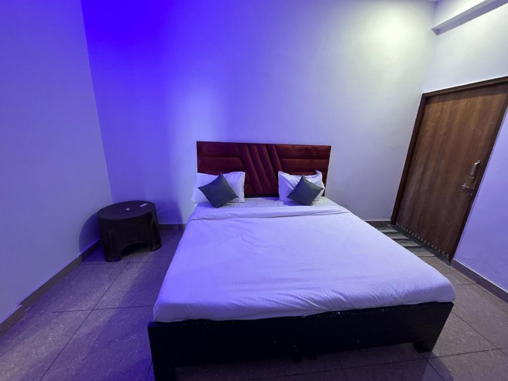 Газиабад: SPOT ON Hotel Mayank