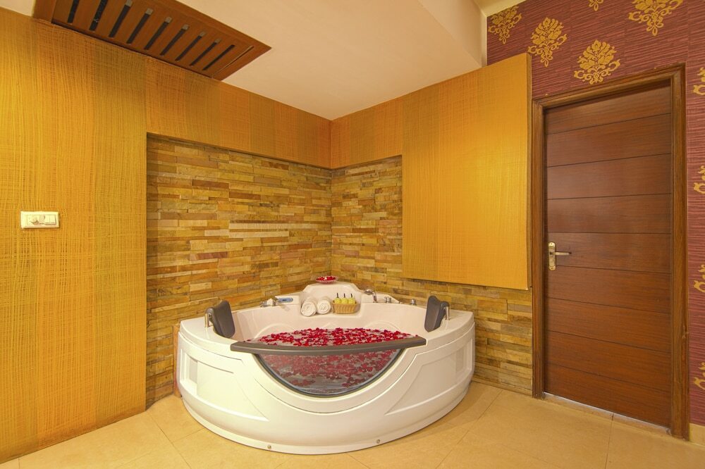 Бадди: Best Western Royal Park