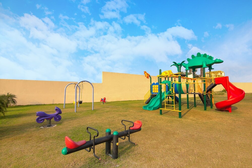 Бадди: Best Western Royal Park