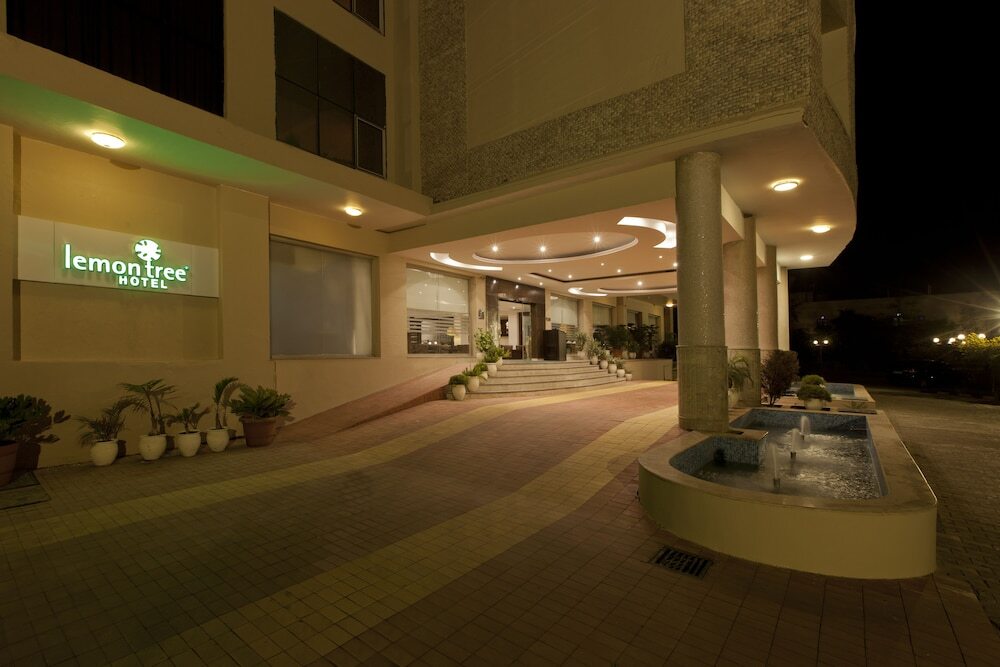 Бадди: Best Western Royal Park