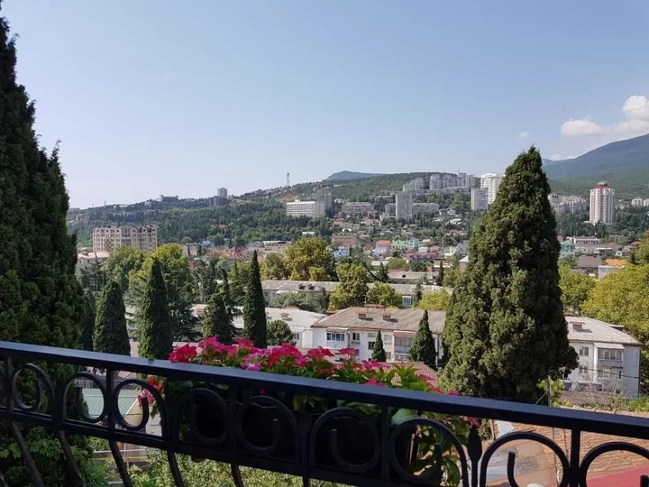 Алушта: U Lukamorie