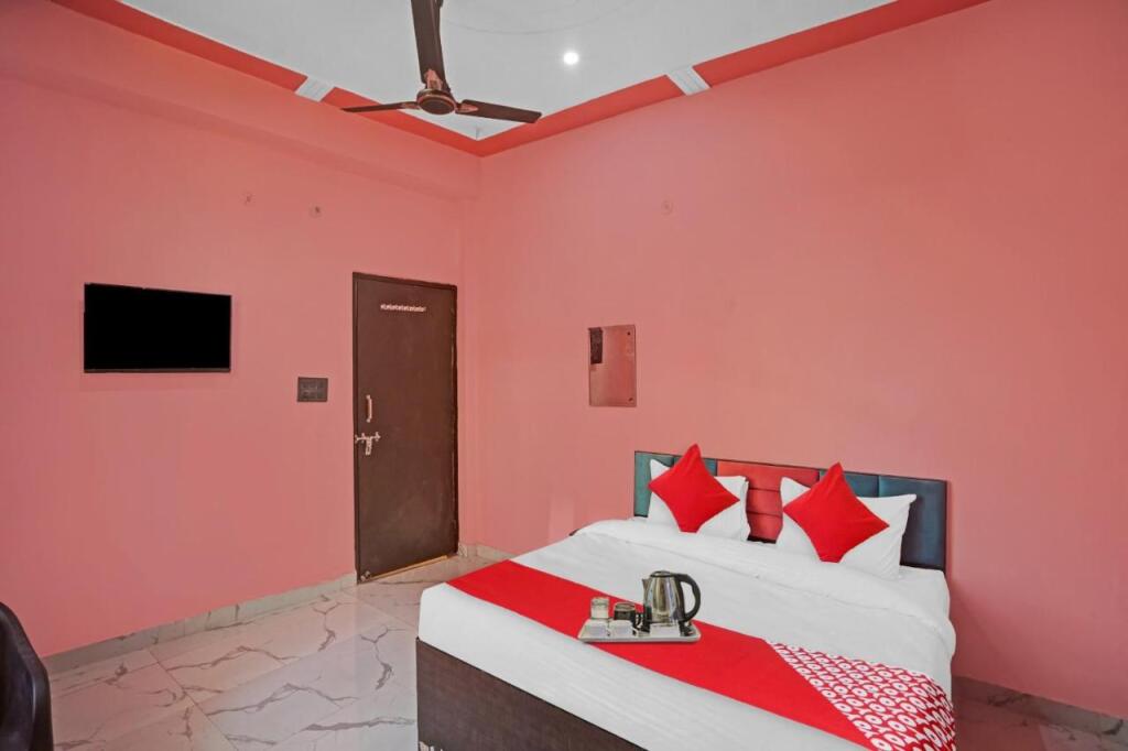 Газиабад: OYO Flagship 703959 Hotel Sunrise