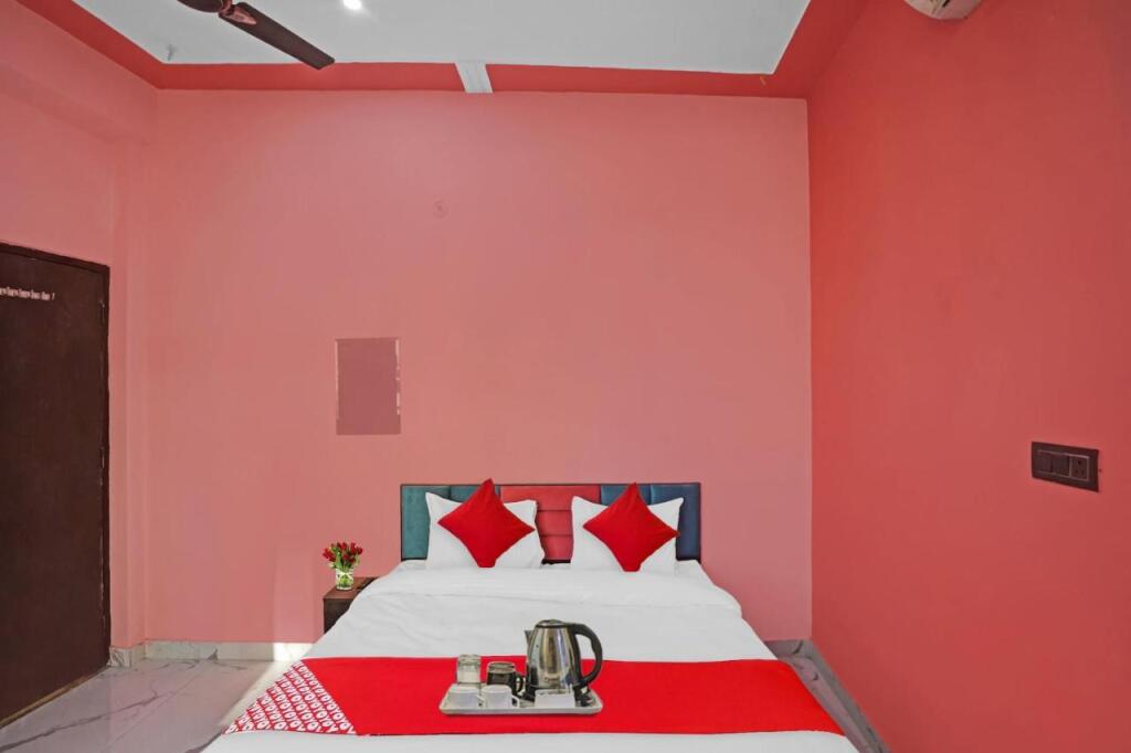 Газиабад: OYO Flagship 703959 Hotel Sunrise