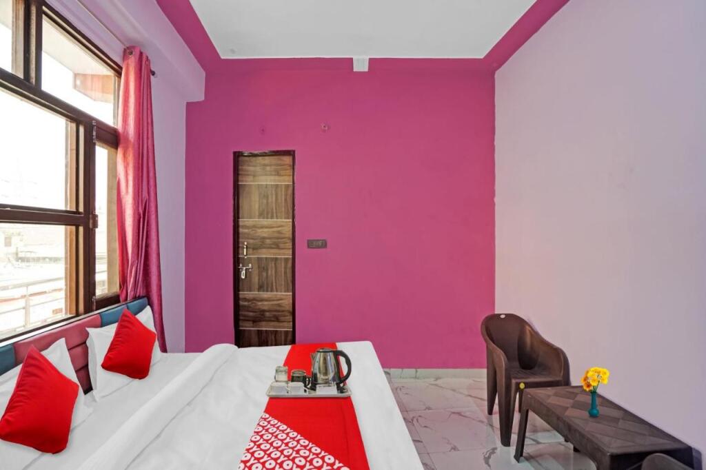 Газиабад: OYO Flagship 703959 Hotel Sunrise