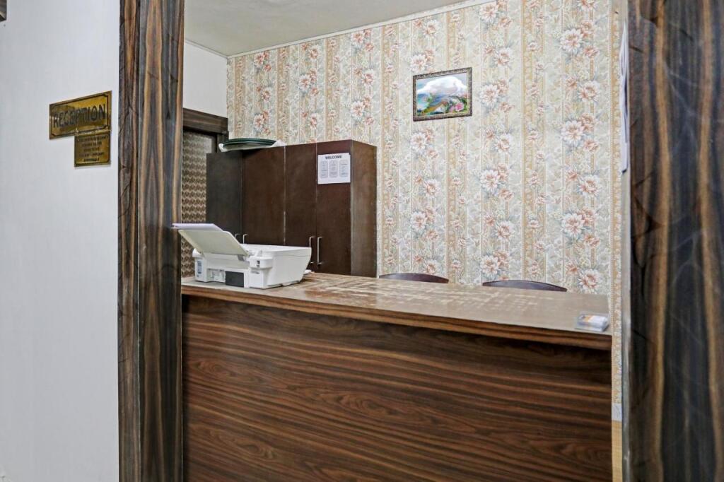 Газиабад: Collection O 804997 Parth Residency