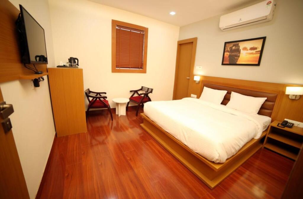 Ханзи: Banyan Hotel & Restro