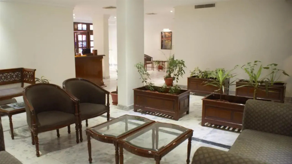 Харидвар: Hotel Alpana @ Har ki Pauri Road