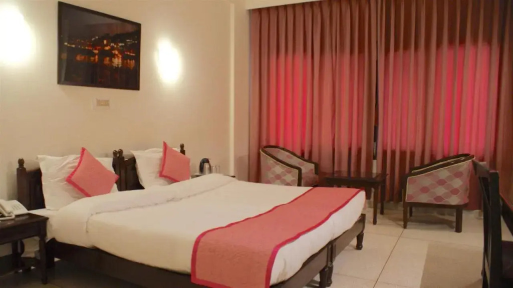 Харидвар: Hotel Alpana @ Har ki Pauri Road