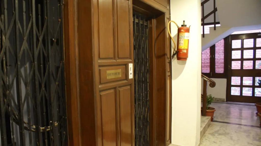 Харидвар: Hotel Alpana @ Har ki Pauri Road
