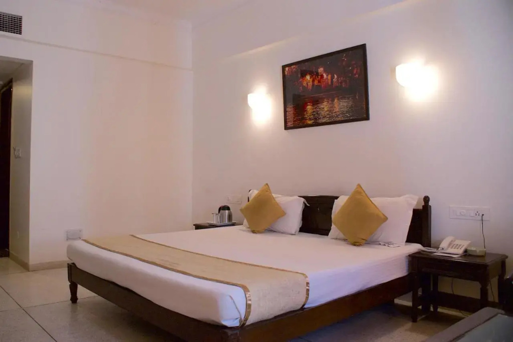 Харидвар: Hotel Alpana @ Har ki Pauri Road
