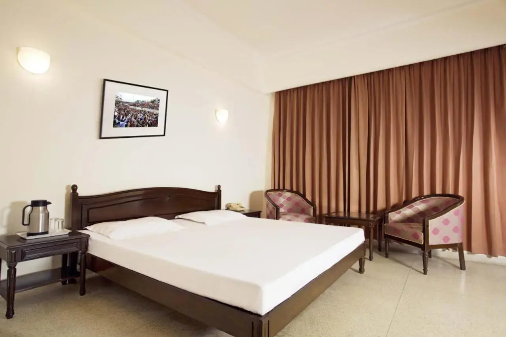 Харидвар: Hotel Alpana @ Har ki Pauri Road